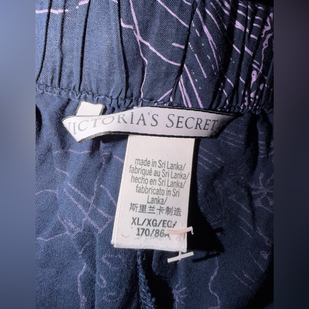Victoria's Secret Cotton Pajama Bottoms Women's XL Navy & Lavendar Floral - Picture 2 of 5